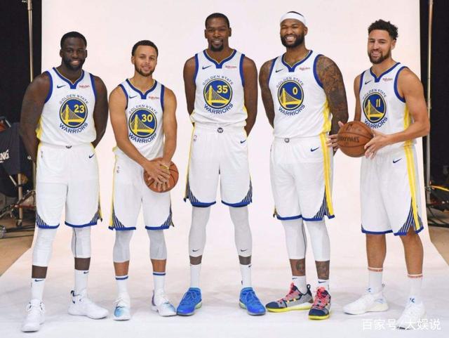 💡早报：利物浦曼城双双折戟，巴萨拜仁收获大胜（晨报：利物浦曼城同遭失利，巴萨拜仁大胜告捷）