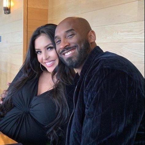 半场战报：西班牙人0-1比利亚雷亚尔，赫拉德-莫雷诺建功（半场：比利亚雷亚尔1-0领先西班牙人，赫拉德-莫雷诺破门）