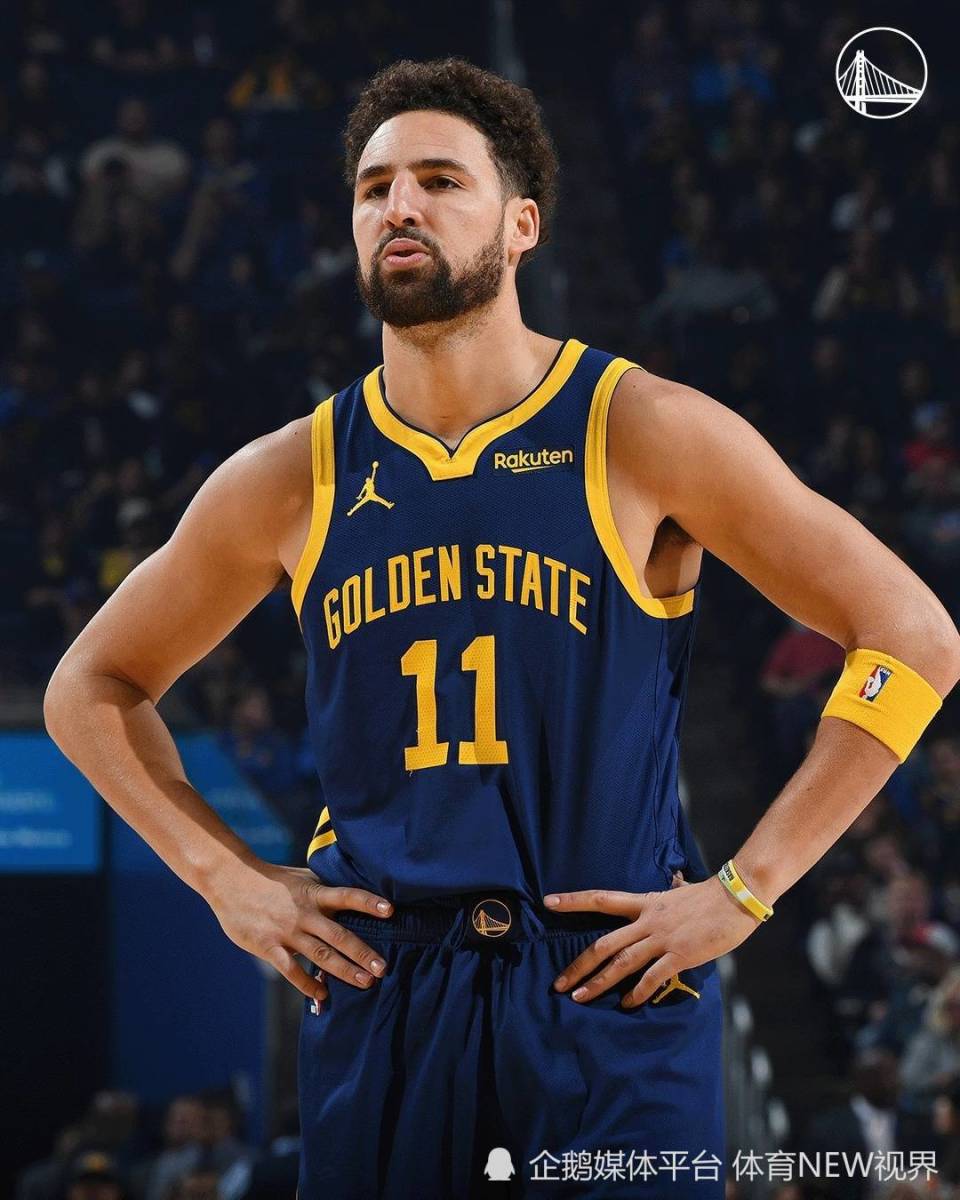 索尔斯克亚：安切洛蒂曾打趣说不想执教曼联，那儿的压力太大（索尔斯克亚称安切洛蒂曾笑言不会执教曼联：压力太大）