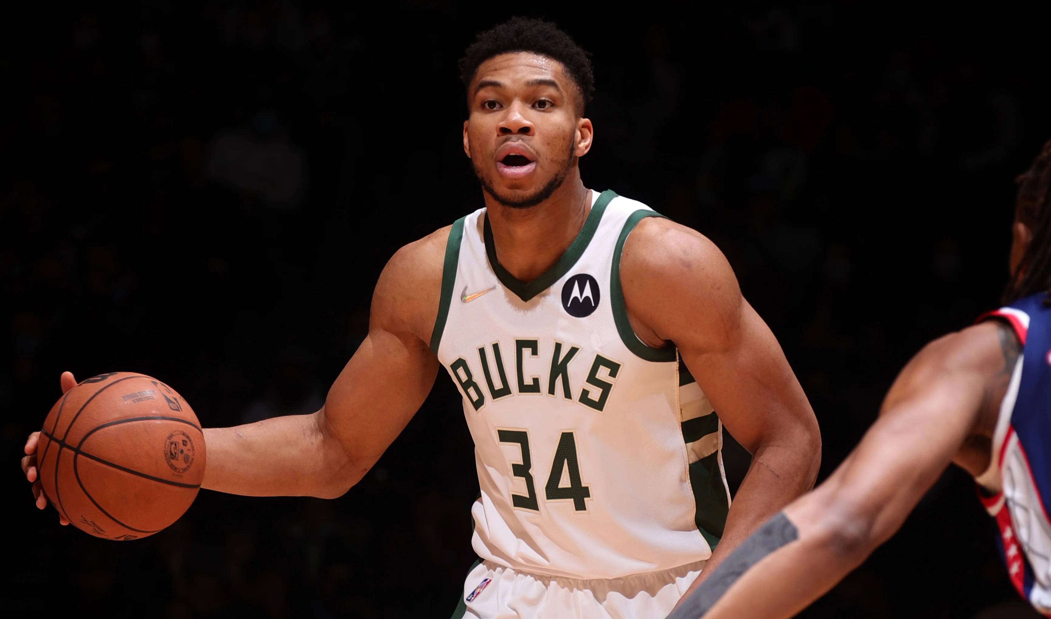 五粮液FIFA2026世界杯官方联名产品全球首发 携手世界杯开启“美酒+体育”跨界叙事新篇（五粮液FIFA 2026世界杯官方联名新品全球发布 与世界杯共启“美酒+体育”跨界新篇章）