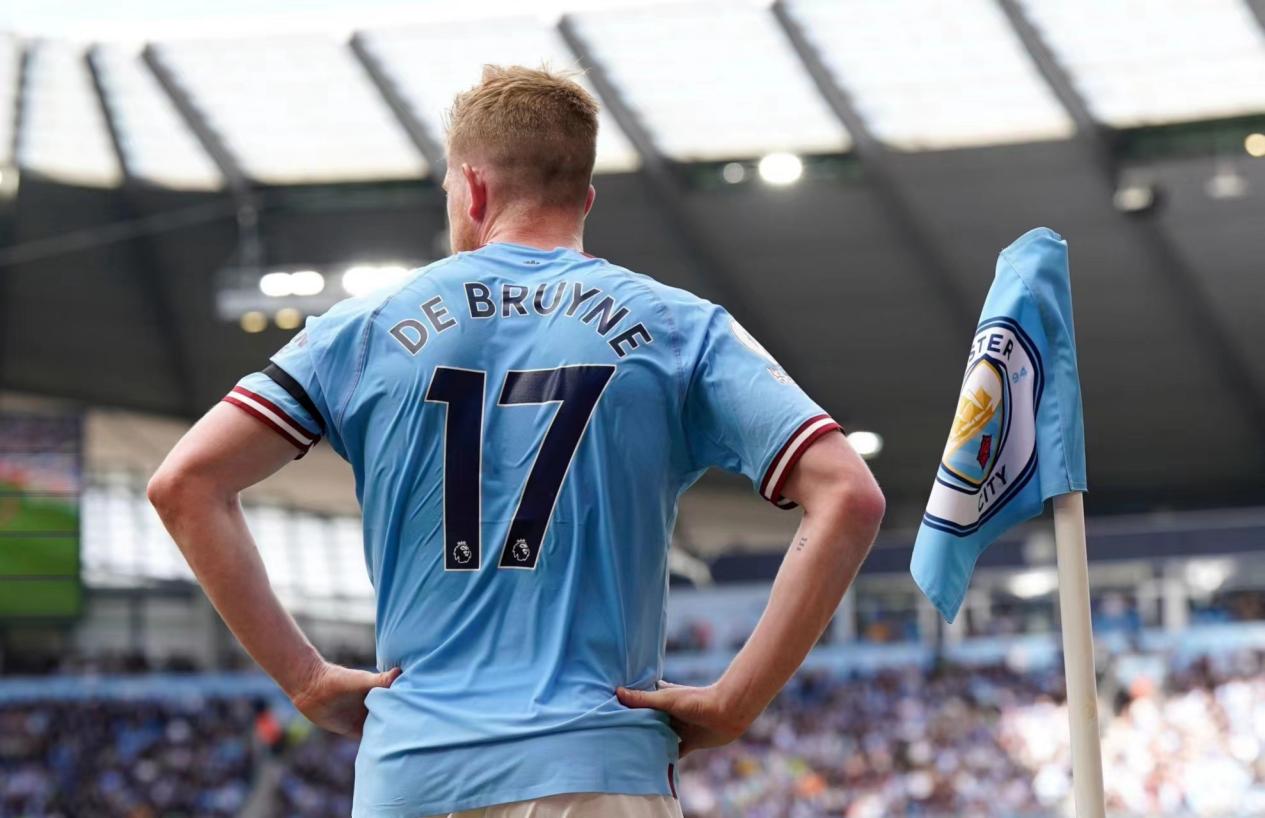 完胜河南队，北京国安第5次登顶足协杯：击败渴望创造历史的黑马，球队期望一扫阴霾（北京国安足协杯第5次加冕：力克渴望改写历史的黑马河南队，球队盼一扫阴霾）