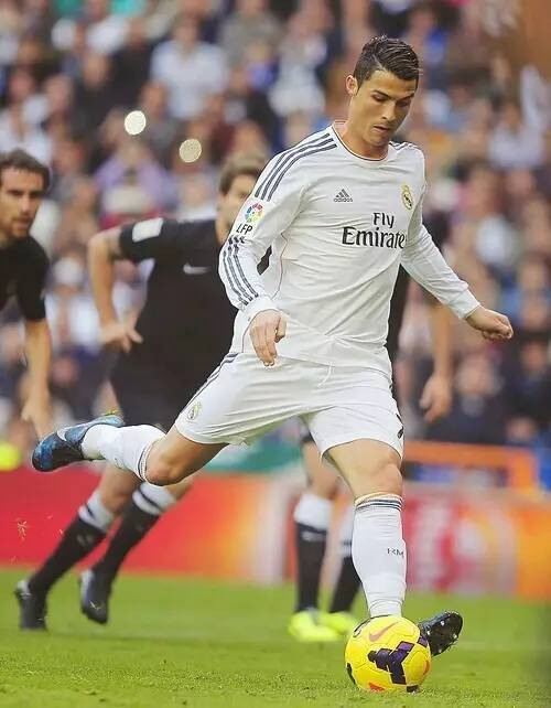 日本美女点赞徐瑛彬夺冠！两人曾被拍逛街